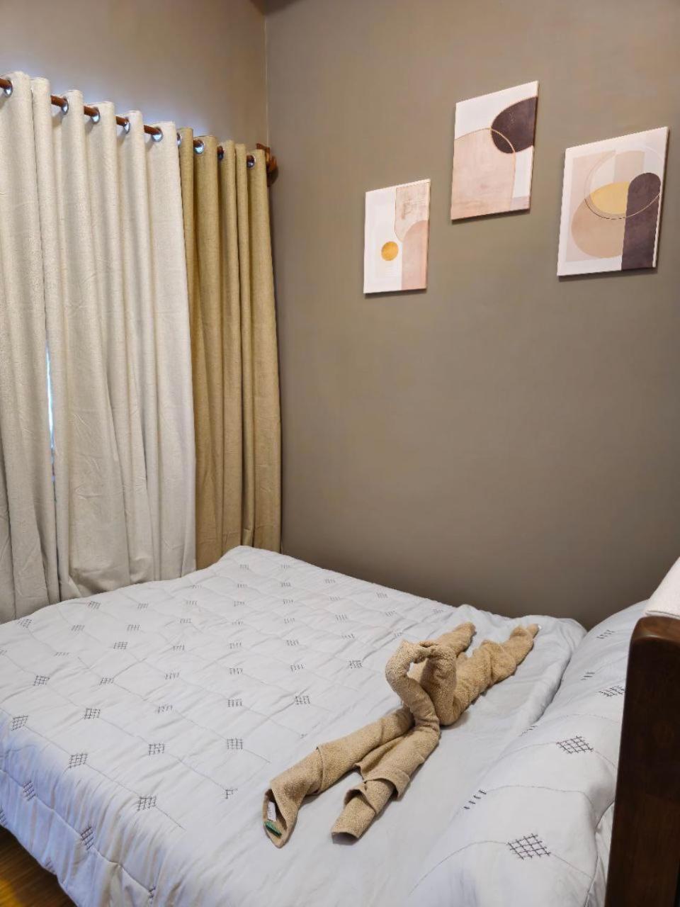 Serene Suite In Jazz Residences 마카티 외부 사진