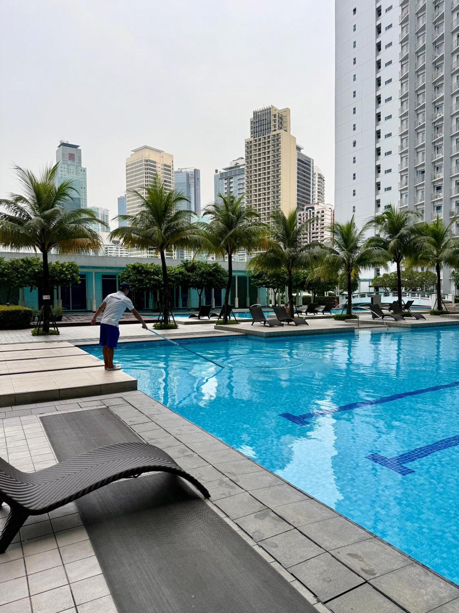Serene Suite In Jazz Residences 마카티 외부 사진